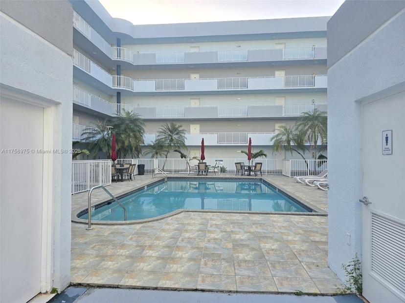 Picture of 8261 NW 8Th St # 122, Miami FL 33126