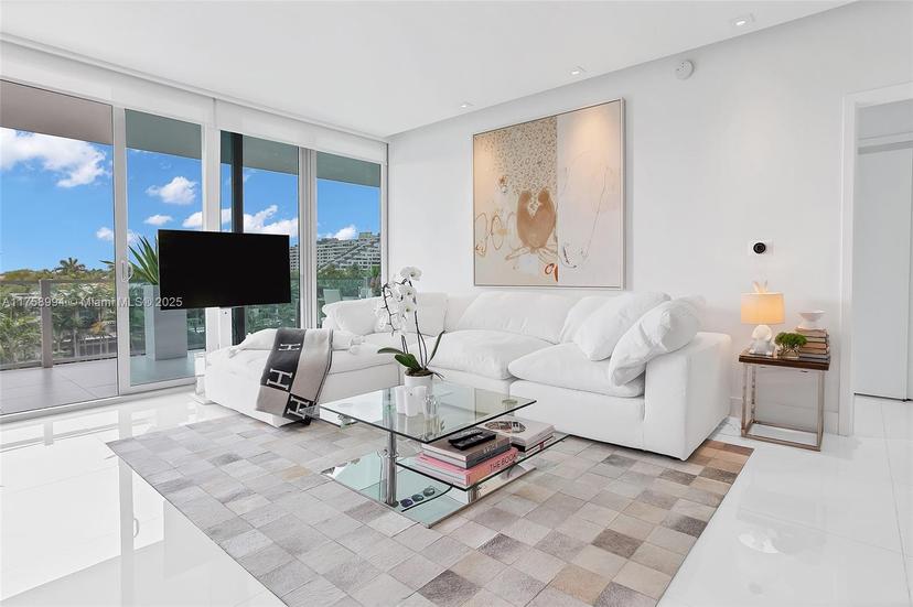 Picture of 350 Ocean Dr # 405N, Key Biscayne FL 33149