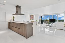 Picture of 350 Ocean Dr # 405N, Key Biscayne, FL 33149