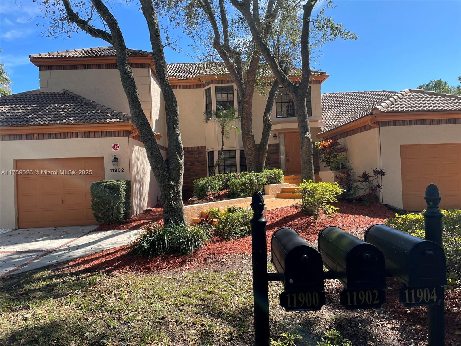 Picture of 11902 Glenmore Dr # 2, Coral Springs, FL 33071