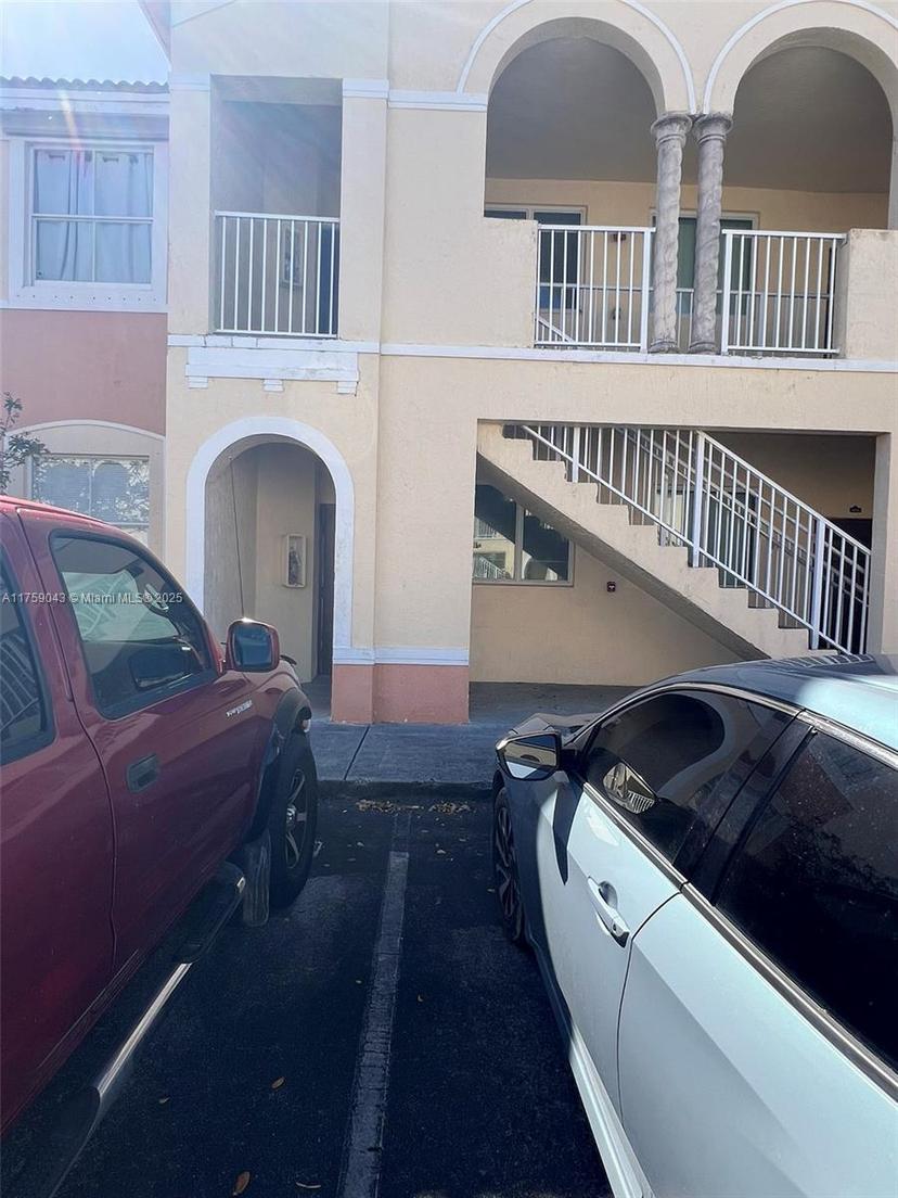 Picture of 2650 SE 16Th Ter # 101, Homestead FL 33035