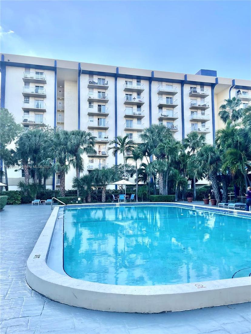Picture of 4550 NW 9Th St # 101E, Miami FL 33126