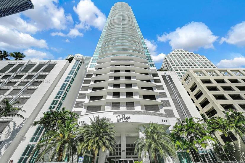 Picture of 950 Brickell Bay Dr # 3605, Miami FL 33131