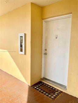 Picture of 8850 Fontainebleau Blvd # 404, Miami, FL 33172