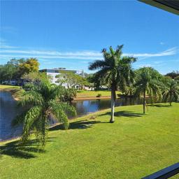 Picture of 3012 Oakridge A # 3012, Deerfield Beach, FL 33442