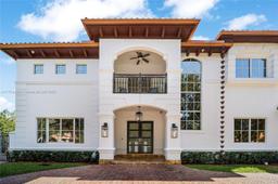 Picture of 16763 NW 77Th Path, Miami Lakes, FL 33016