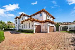 Picture of 16763 NW 77Th Path, Miami Lakes, FL 33016