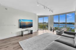 Picture of 17111 Biscayne Blvd # 306, North Miami Beach, FL 33160