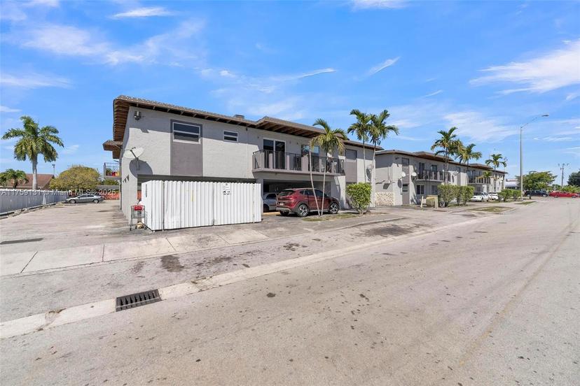 Picture of 1225 W 30Th St # 21, Hialeah FL 33012