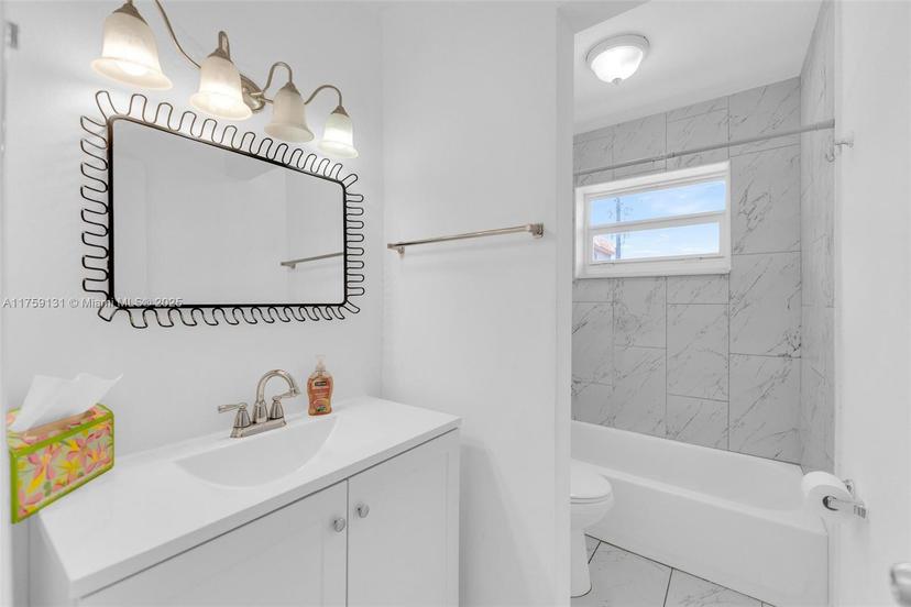 Picture of 1225 W 30Th St # 21, Hialeah FL 33012