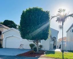 Picture of 2810 E River Run Cir E, Miramar, FL 33025