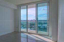 Picture of 2889 Mcfarlane Rd # 1511, Miami, FL 33133