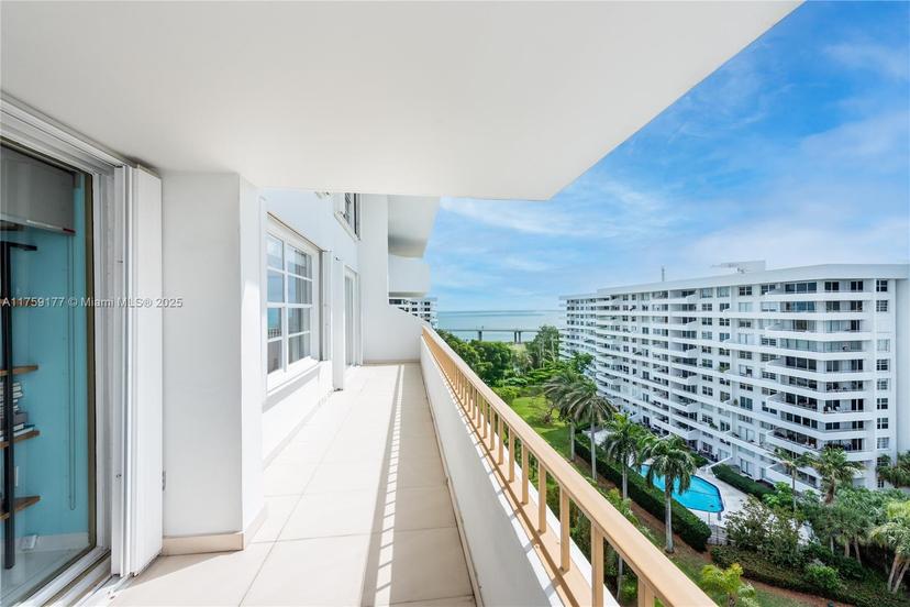 Picture of 155 Ocean Lane Dr # 1113, Key Biscayne FL 33149