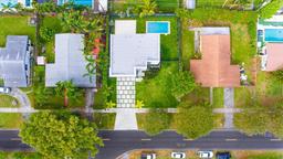 Picture of 21320 NE 26Th Ave, Miami, FL 33180
