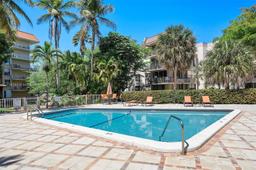 Picture of 13120 SW 92Nd Ave # B416, Miami, FL 33176