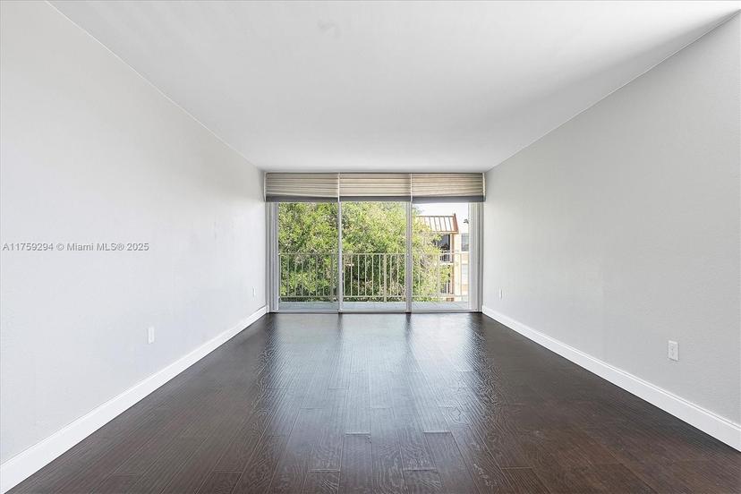 Picture of 13120 SW 92Nd Ave # B416, Miami FL 33176