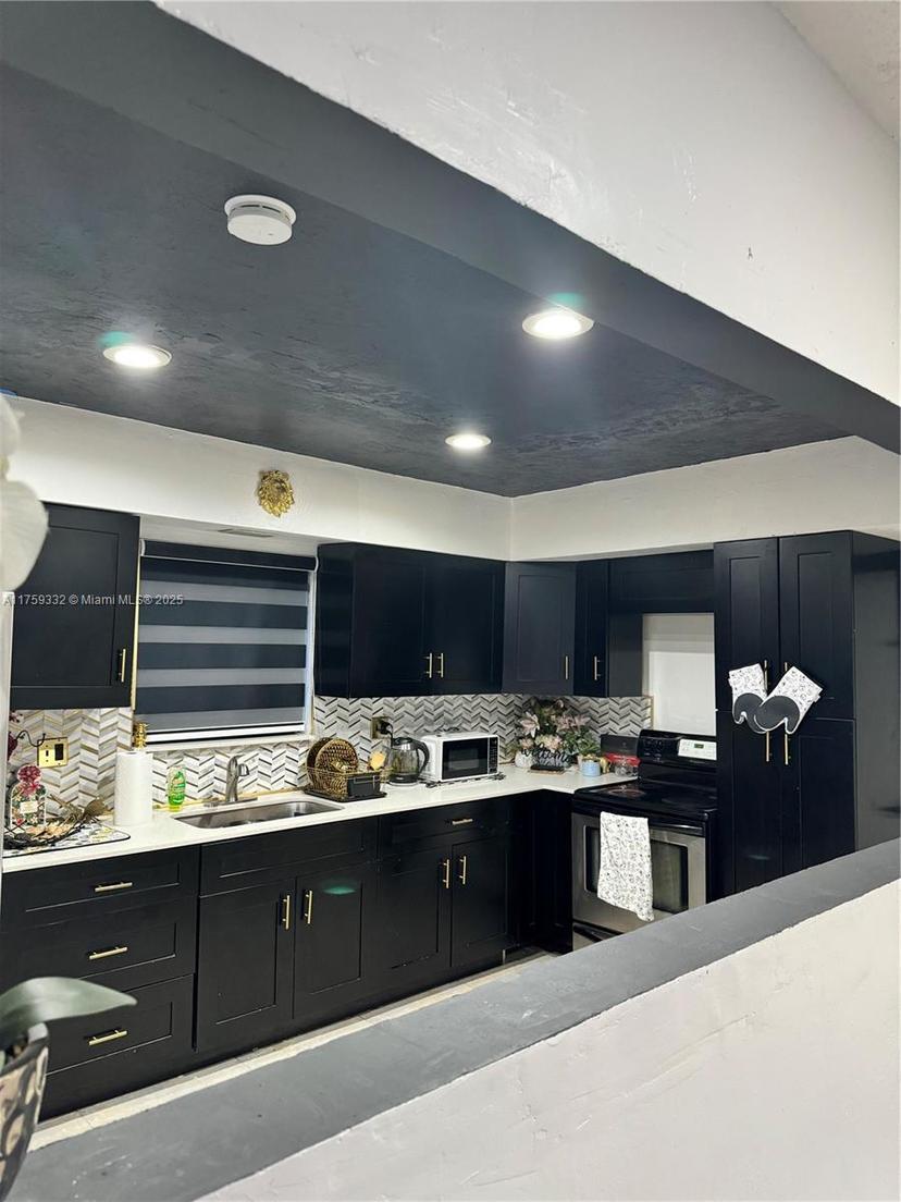 Picture of 1241 NW 196Th St, Miami Gardens FL 33169