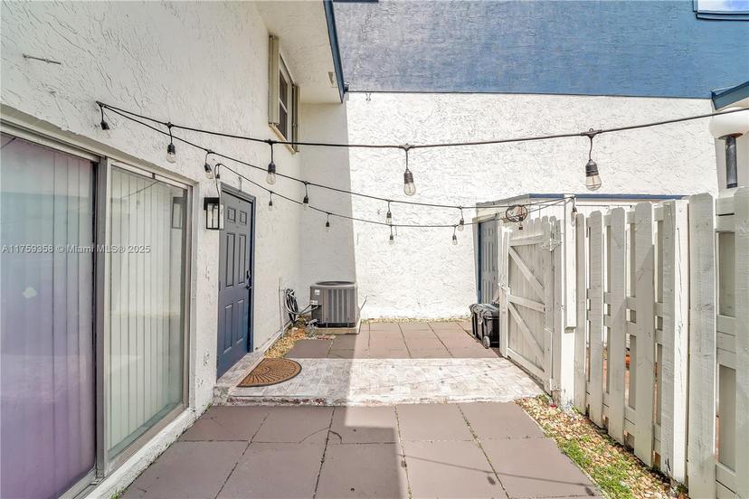 Picture of 15419 SW 85Th Ln # 198, Miami FL 33193