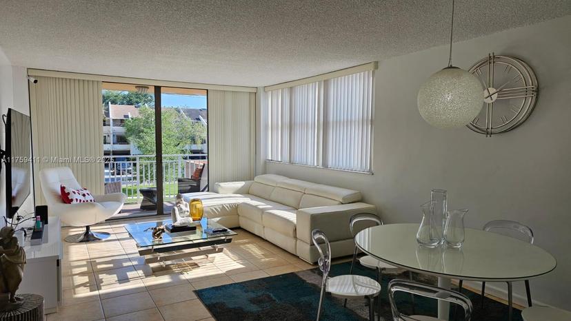 Picture of 2450 NE 135Th St # 102, North Miami FL 33181