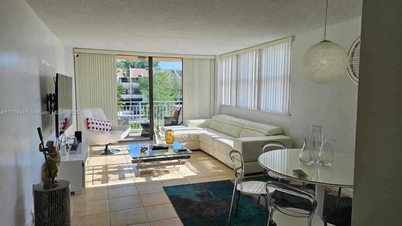 Picture of 2450 NE 135Th St # 102, North Miami FL 33181