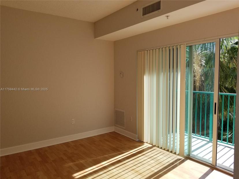 Picture of 6001 SW 70Th St # 538, South Miami FL 33143
