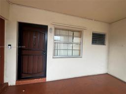 Picture of 4771 NW 10Th Ct # 116, Plantation, FL 33313