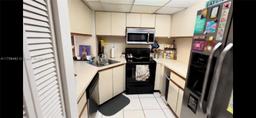 Picture of 10023 SW 77Th Ct, Miami, FL 33156