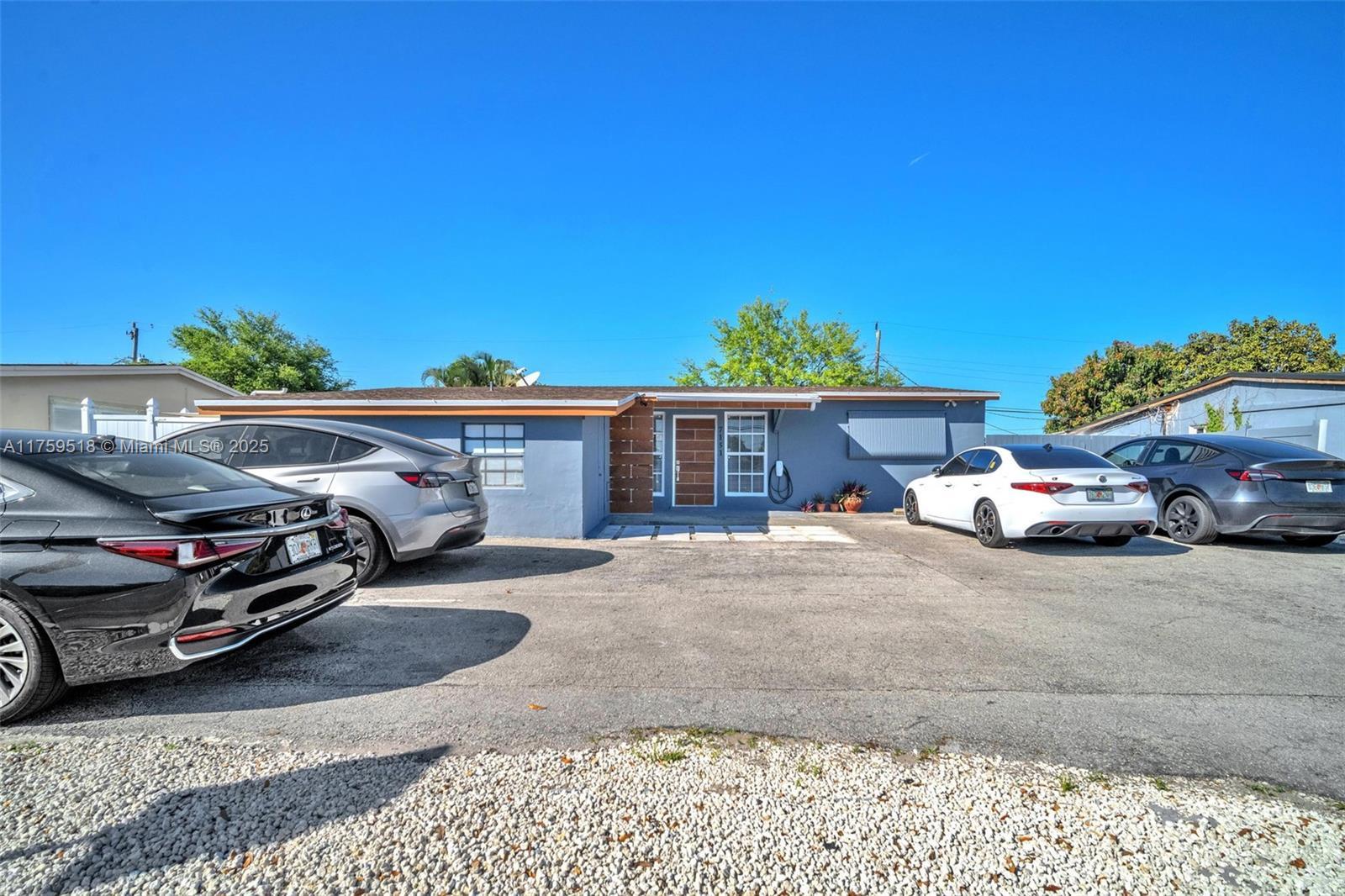 Picture of 7151 Taft St, Hollywood, FL 33024