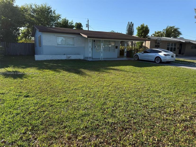 Picture of 2340 Jamaica Dr, Miramar FL 33023