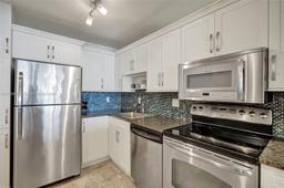 Picture of 2401 S Ocean Dr # 2604, Hollywood, FL 33019