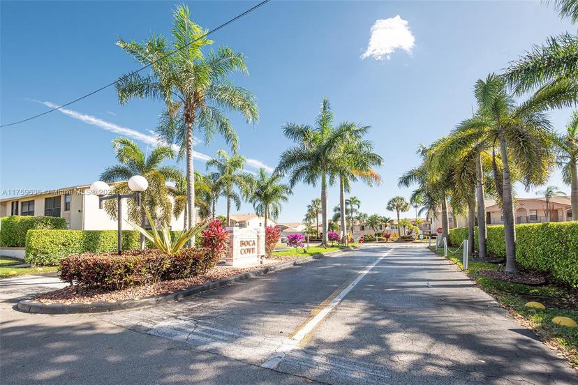 Picture of 9539 Boca Cove Cir # 111, Boca Raton FL 33428
