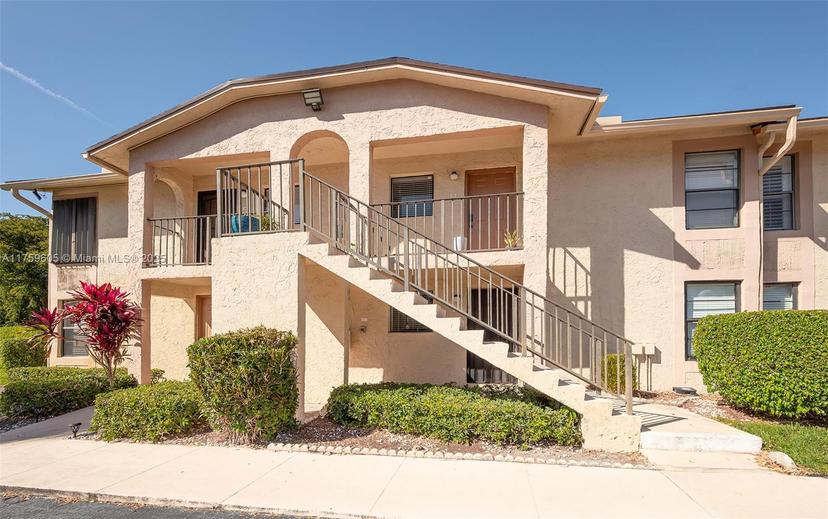 Picture of 9539 Boca Cove Cir # 111, Boca Raton FL 33428