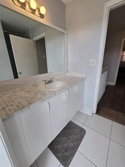 Picture of 4121 NE 21St Ter # 3, Lighthouse Point, FL 33064