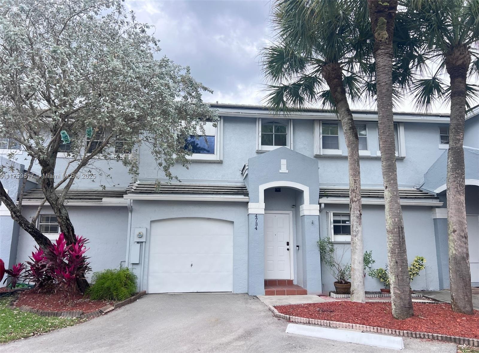Picture of 4734 Grapevine Way # 4734, Davie, FL 33331