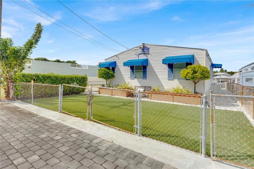 Picture of 1612 Monmouth Ln, Key Largo FL 33037