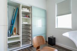 Picture of 1244 Pennsylvania Ave # 203, Miami Beach, FL 33139