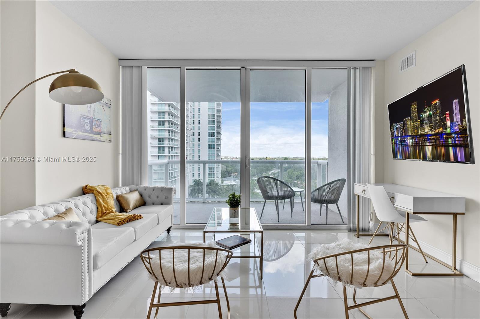 Picture of 1861 NW S River Dr # 1003, Miami, FL 33125