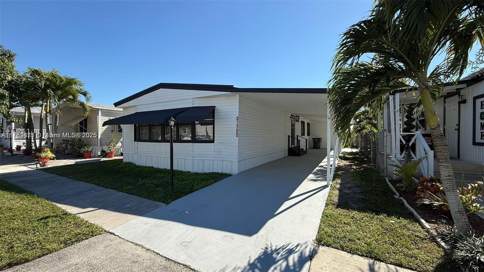 Picture of 21720 NW 3Rd St, Pembroke Pines, FL 33029