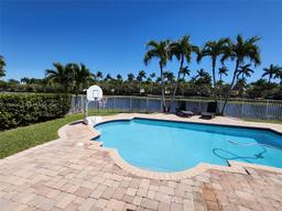 Picture of 3844 Falcon Ridge Cir, Weston, FL 33331
