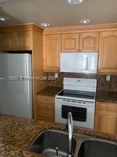 Picture of 6955 NW 186Th St # F311, Hialeah FL 33015