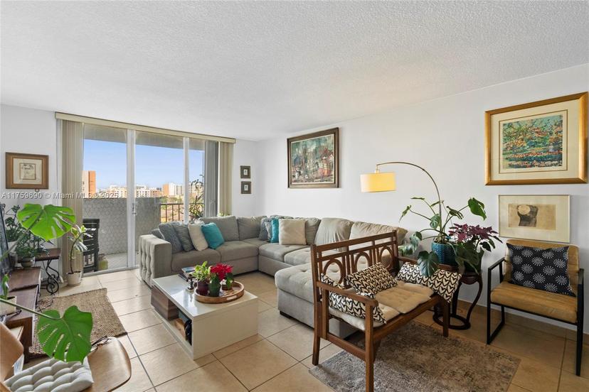 Picture of 2780 NE 183Rd St # 807, Aventura FL 33160