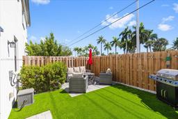 Picture of 13378 SW 287Th Ter, Homestead, FL 33033