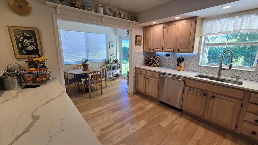 Picture of 2270 SE 7Th Pl, Homestead FL 33033