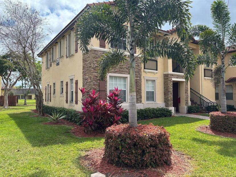 Picture of 3350 NE 13Th Cir Dr # 21, Homestead FL 33033