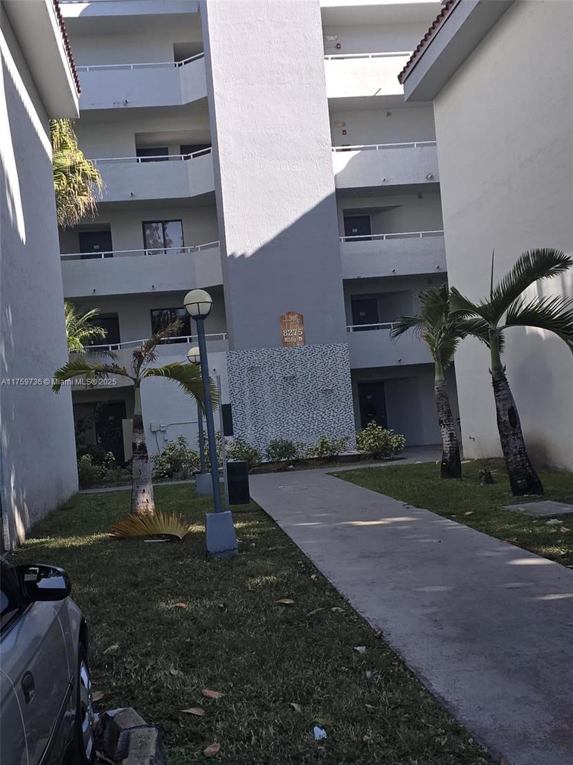 Picture of 8255 SW 152Nd Ave # 207, Miami FL 33193