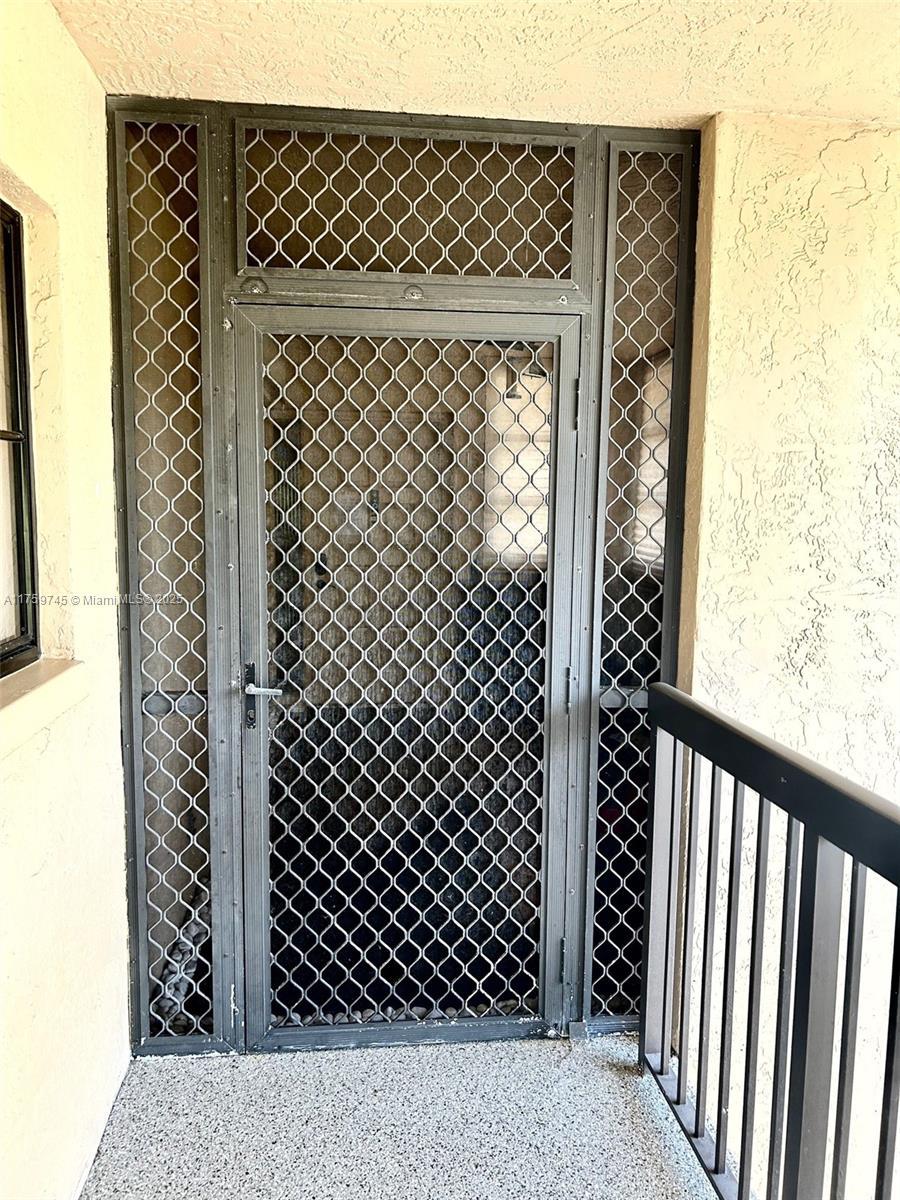 Picture of 7735 NW 79Th Ave # 315, Tamarac, FL 33321