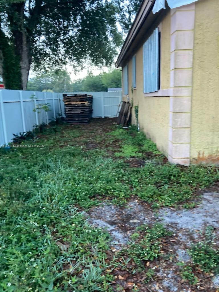 Picture of 3001 NW 170Th St, Miami Gardens FL 33056