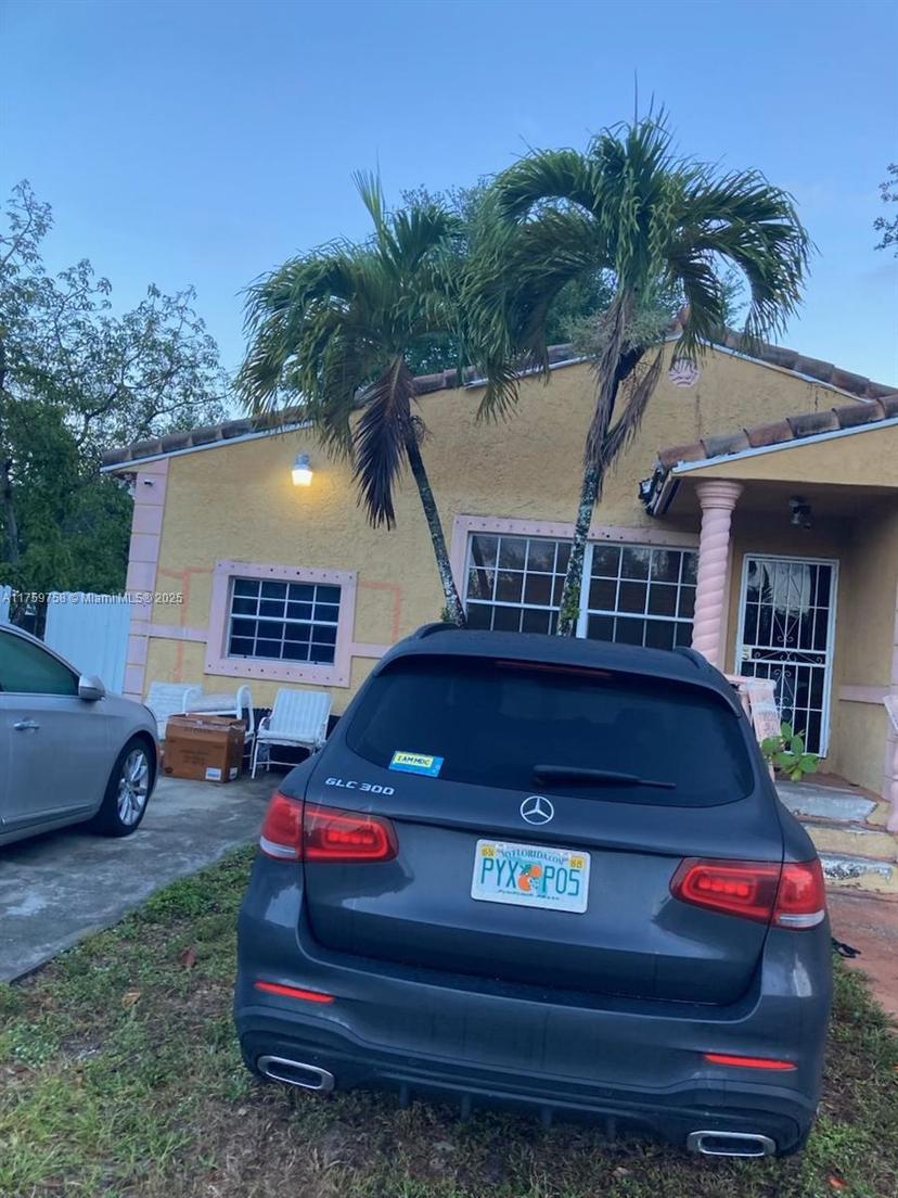 Picture of 3001 NW 170Th St, Miami Gardens FL 33056