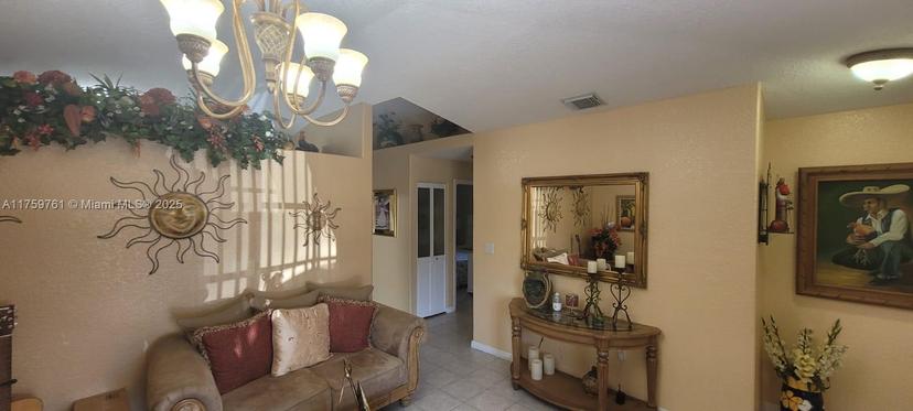 Picture of 9839 NW 128Th Ln, Hialeah Gardens FL 33018