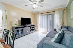 Picture of 4595 SW 139Th Ct # 742, Miami, FL 33175